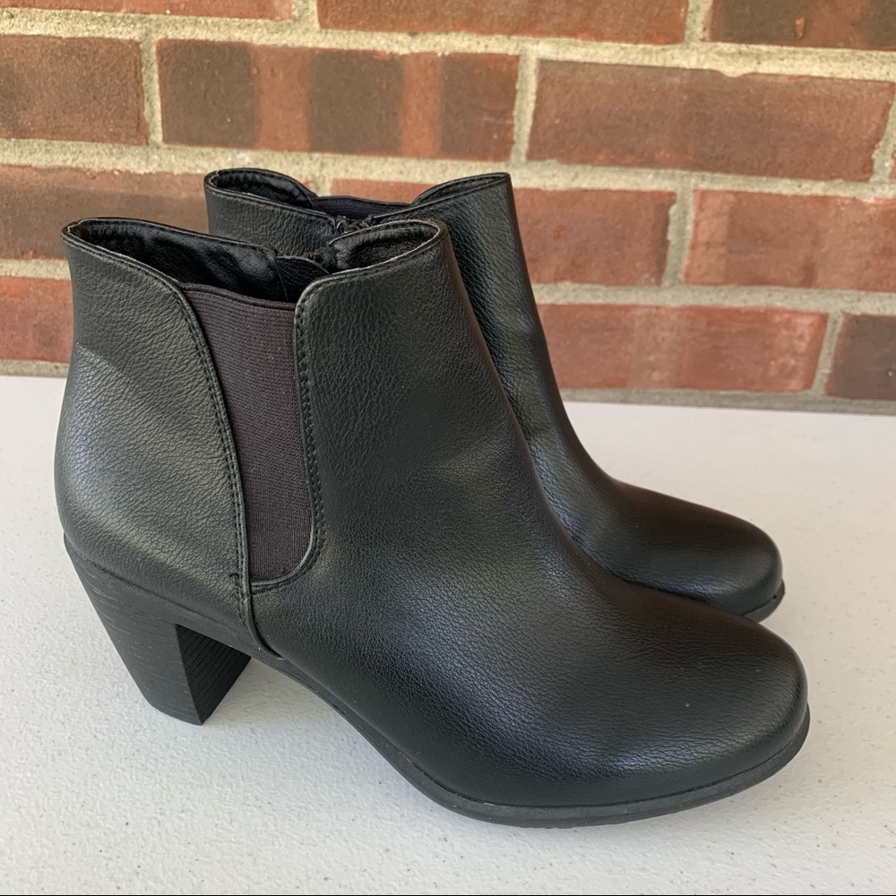 Croft & Barrow Ortholite chucky heel ankle boots